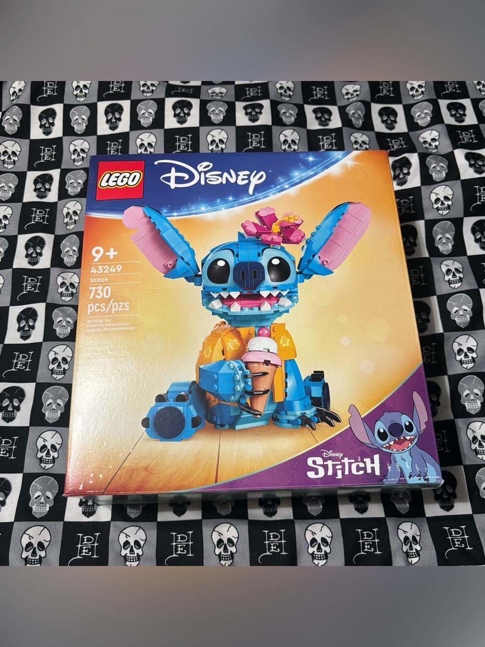 Disney Lilo and Stitch Lego Stitch with Ice Cream Building Set